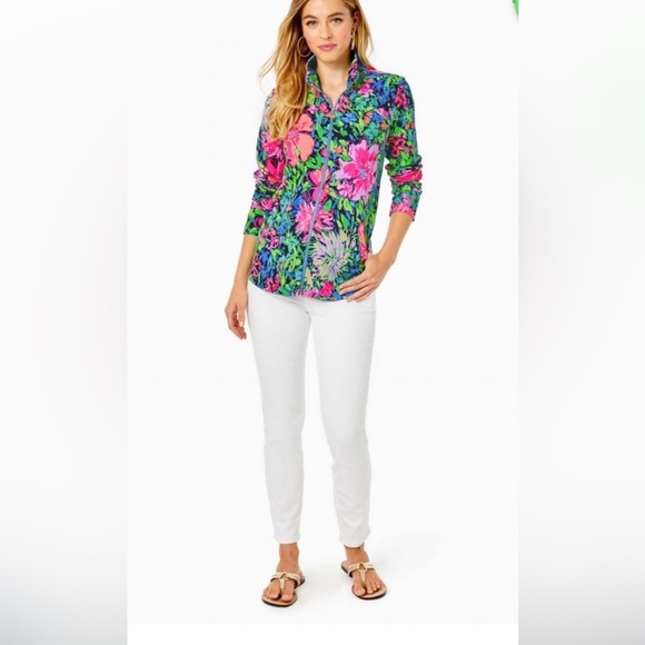 New! Lilly pulitzer XS Lenona UPF 50 zip up jacket. - Picture 2 of 11